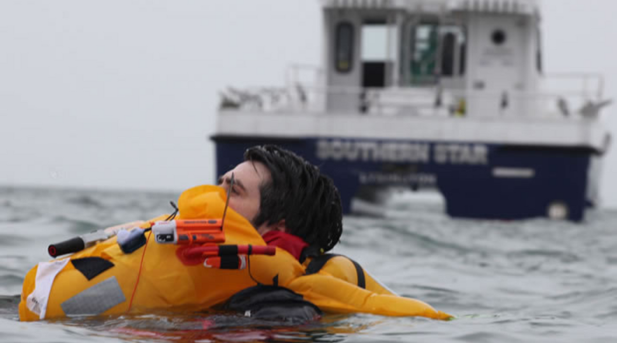 Comparing the Best Rescue Devices for Outdoor Safety: Personal Locator Beacons and Flares
