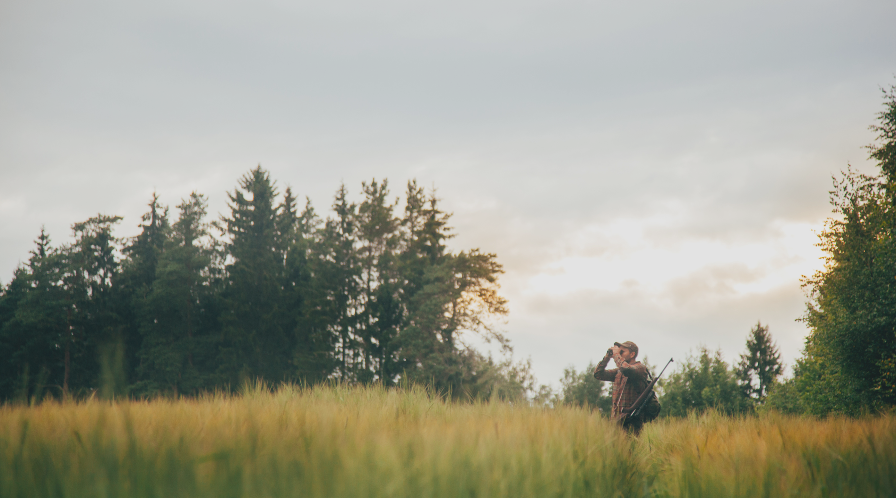 Iridium Extreme® Satellite Phone On Your Next Hunt